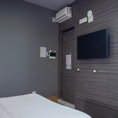 Hotel Beb Umberto I Napoli Zewnętrze zdjęcie