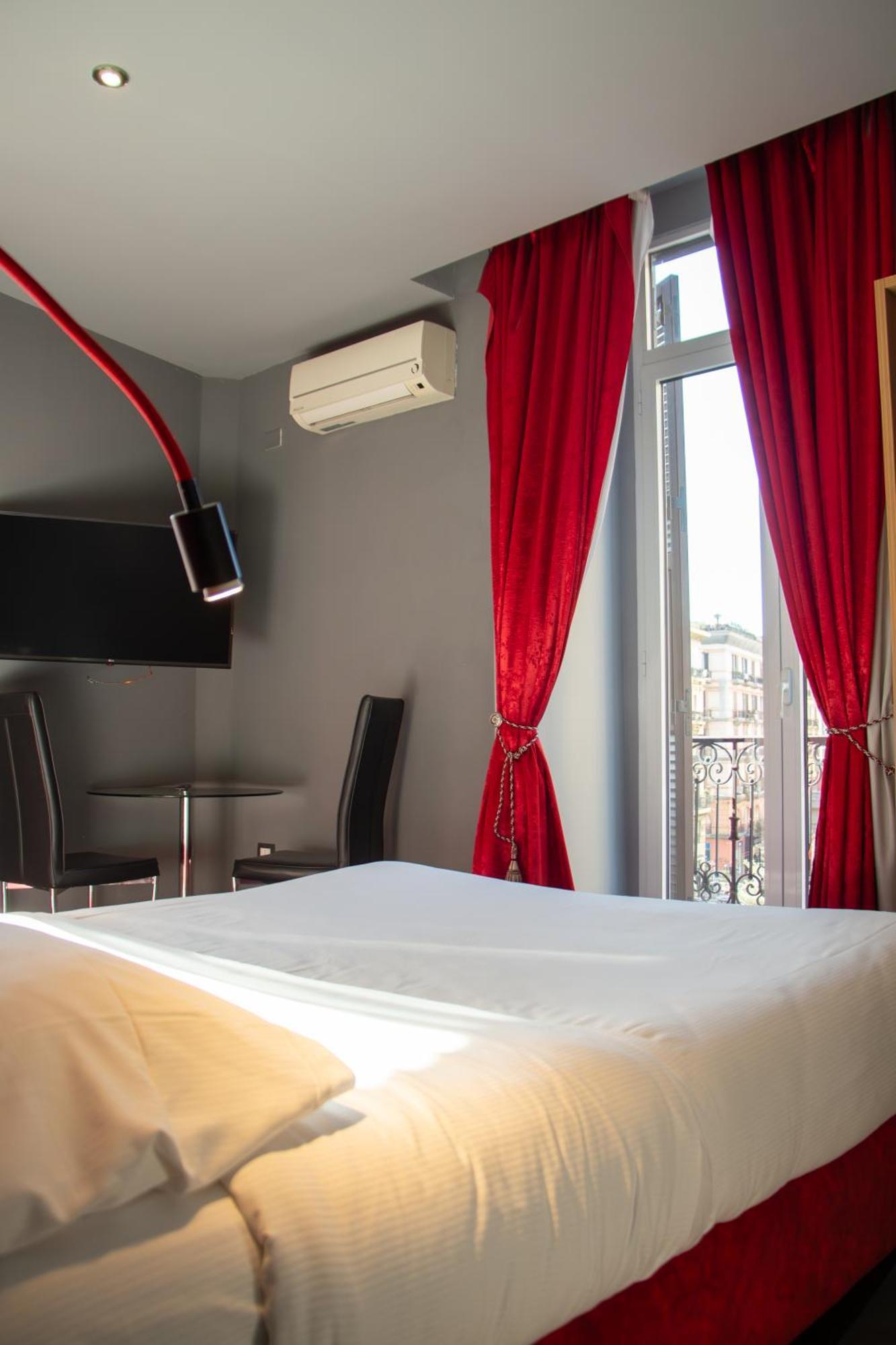 Hotel Beb Umberto I Napoli Zewnętrze zdjęcie