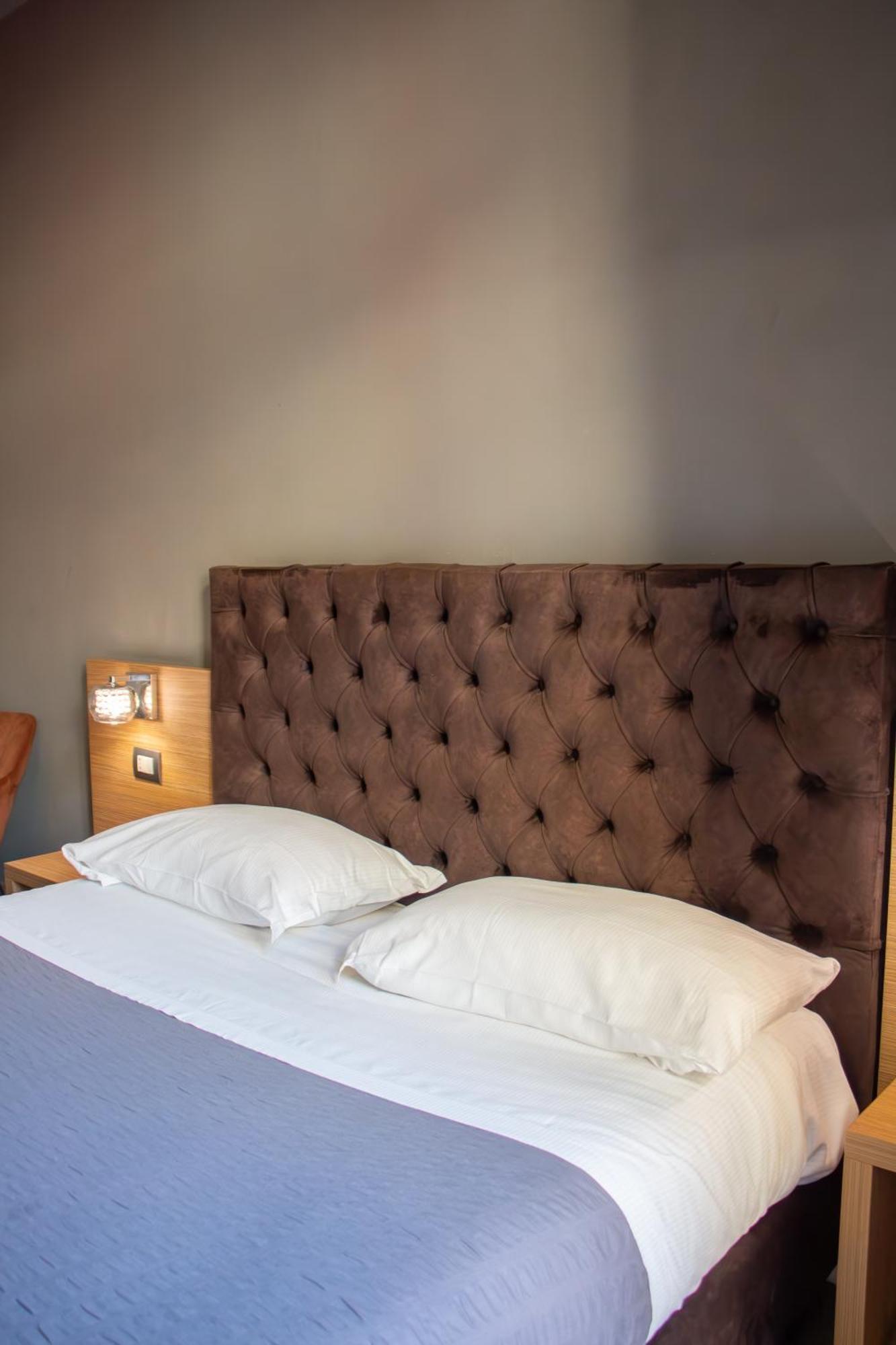 Hotel Beb Umberto I Napoli Zewnętrze zdjęcie