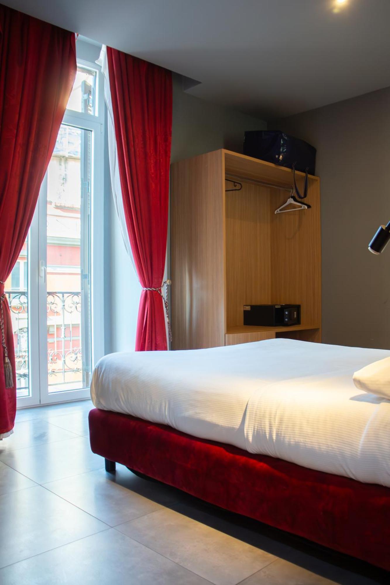 Hotel Beb Umberto I Napoli Zewnętrze zdjęcie