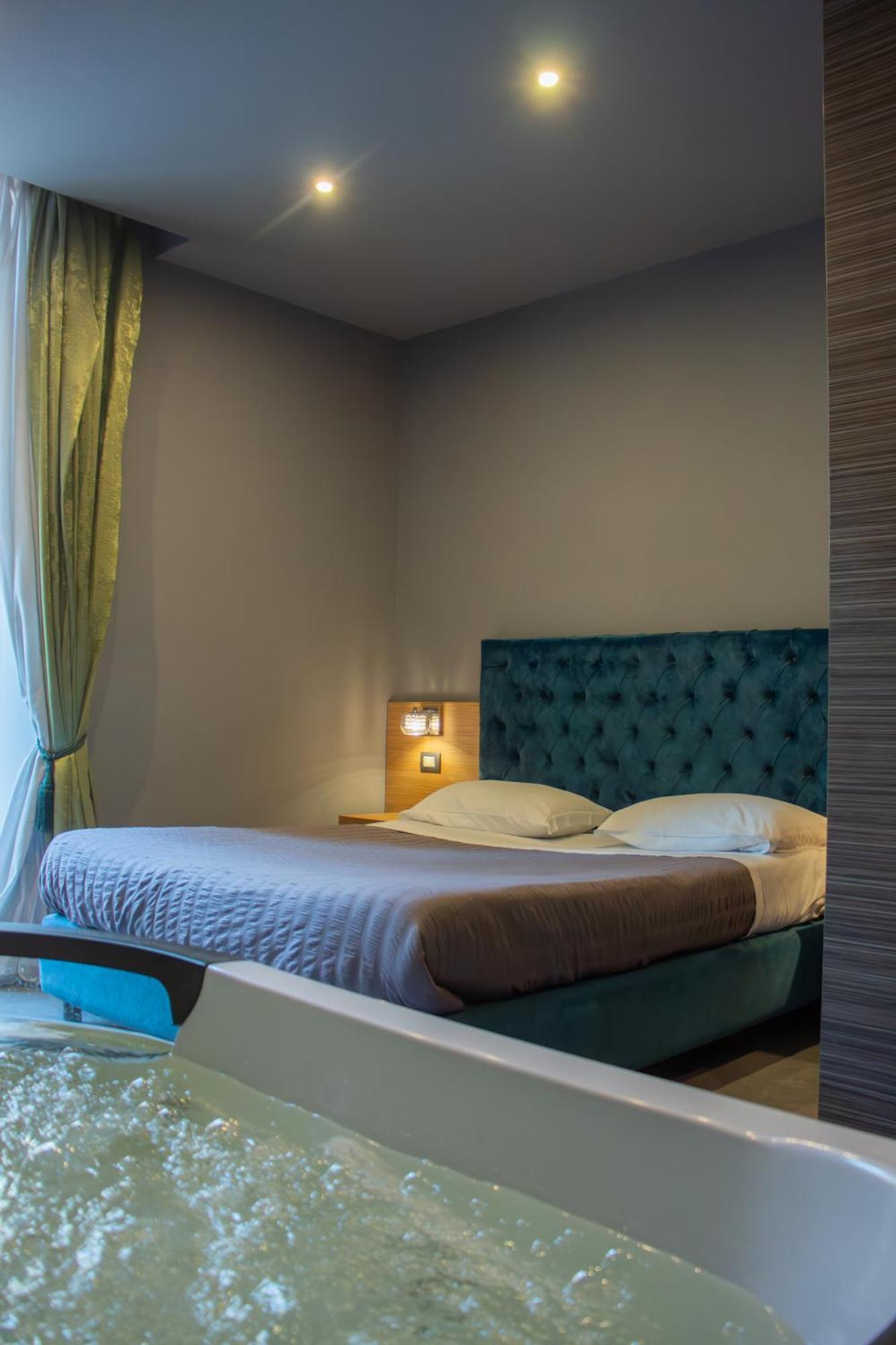 Hotel Beb Umberto I Napoli Zewnętrze zdjęcie