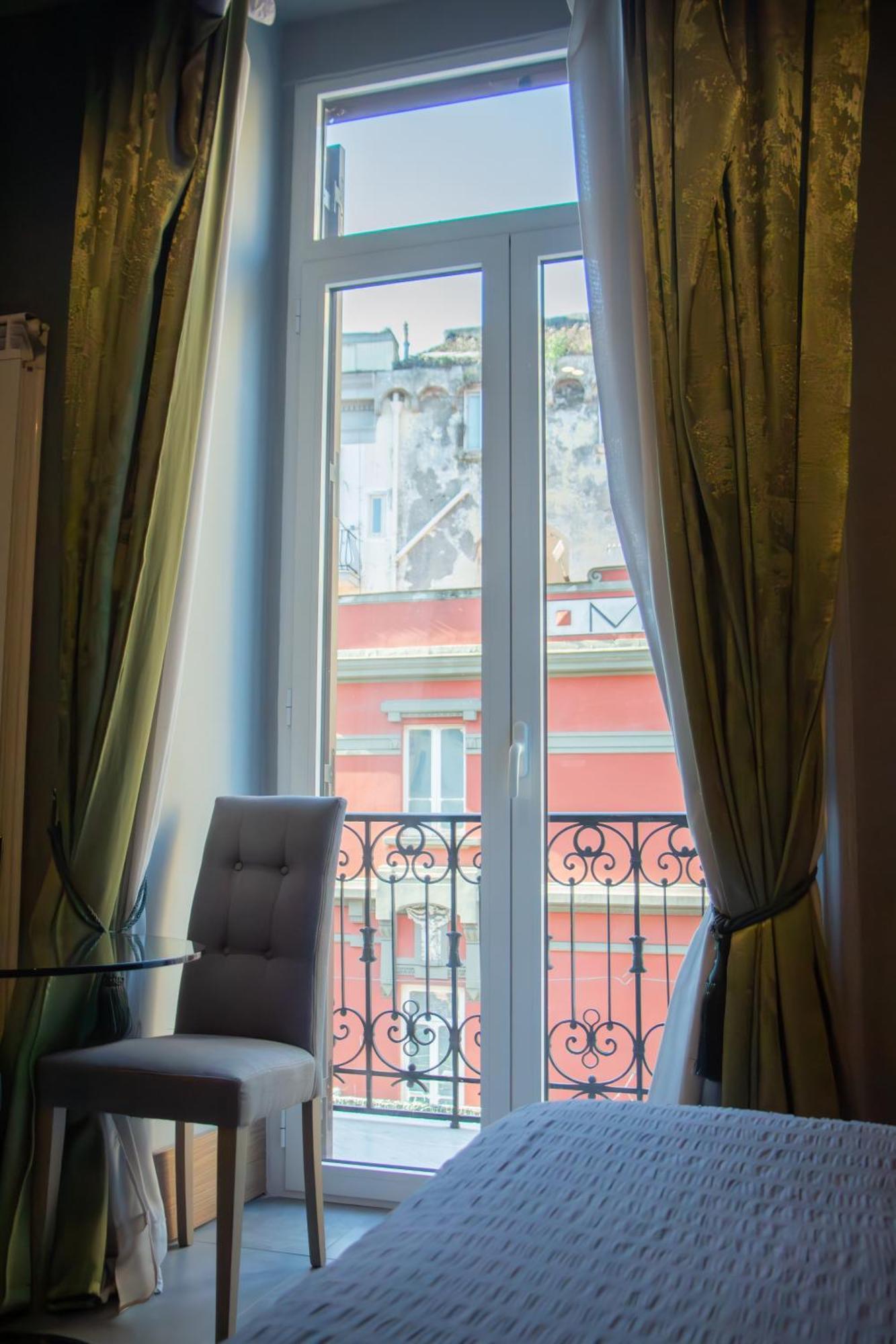 Hotel Beb Umberto I Napoli Zewnętrze zdjęcie